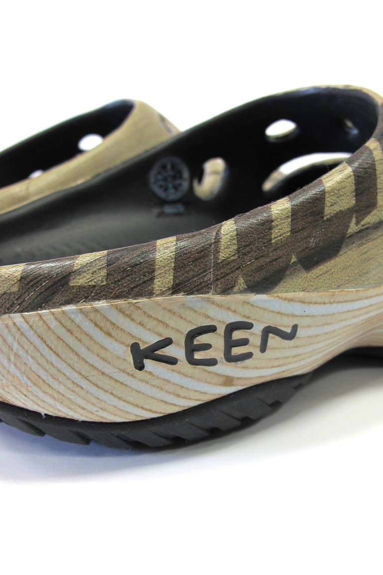 M M Custom Performance Yogui Artsfull キーン コラボサンダル Loophole